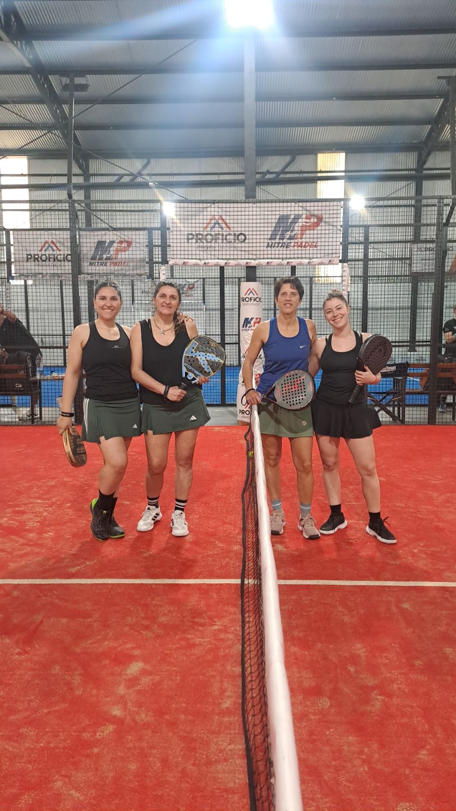 Foto de Cirigliano, María Sol / Ruiz, Claudia Jorgelina vs Butron, Nadia María / Soria, Lorena Noelia