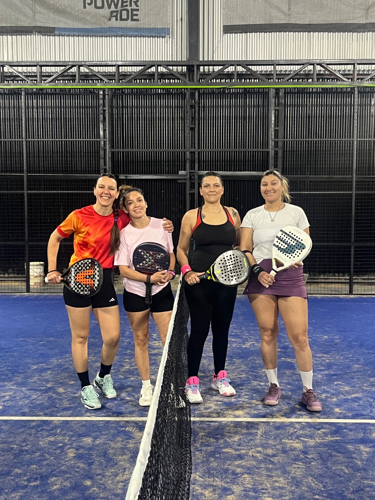 Foto de Dávalos, María Lujan / Reale, Debora vs Lomeña, Maria de los Angeles / Vallejos, Luz